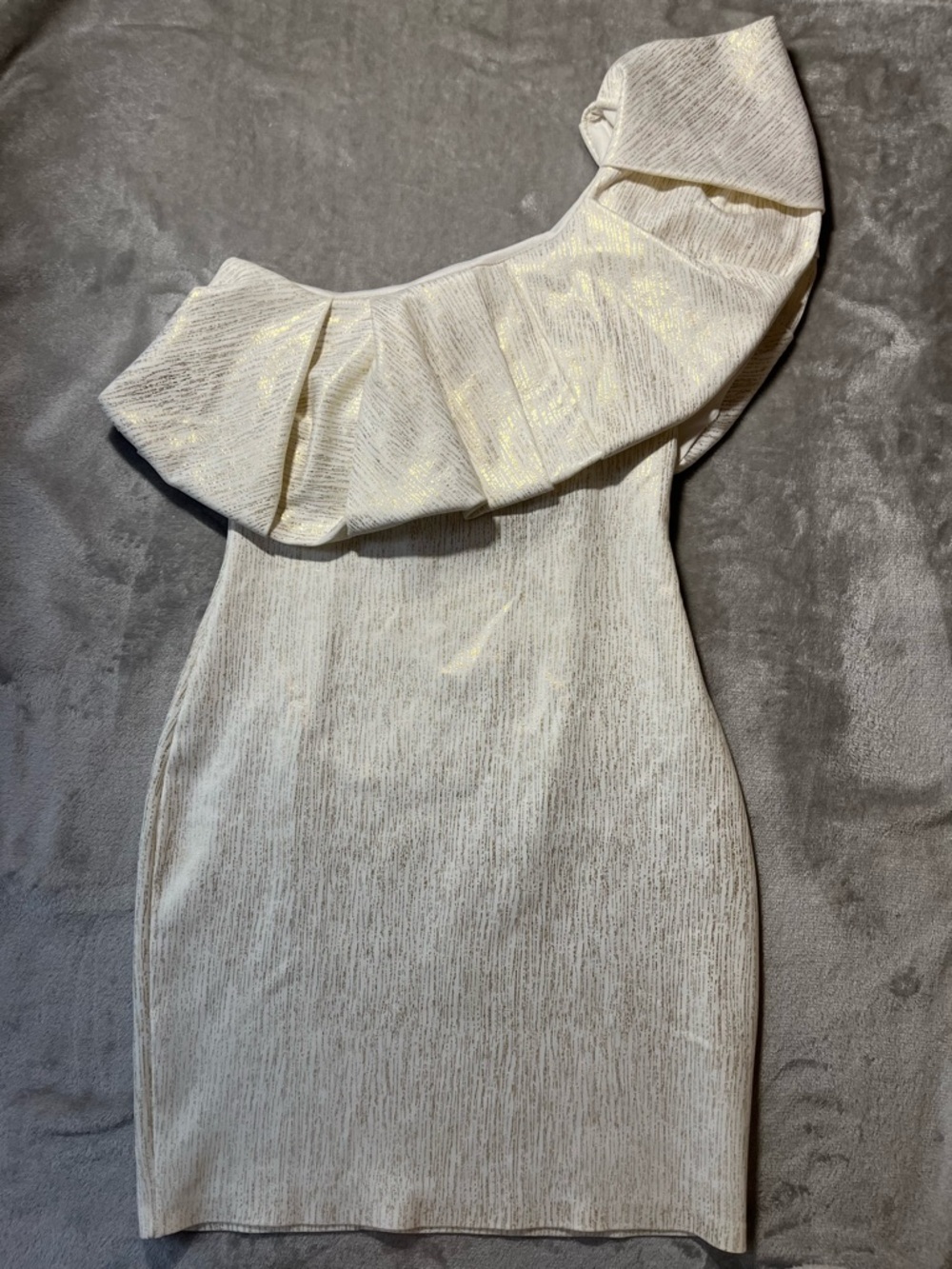 One-Shoulder Metallic Ruffle Dress - Gold - Picture 5 of 5